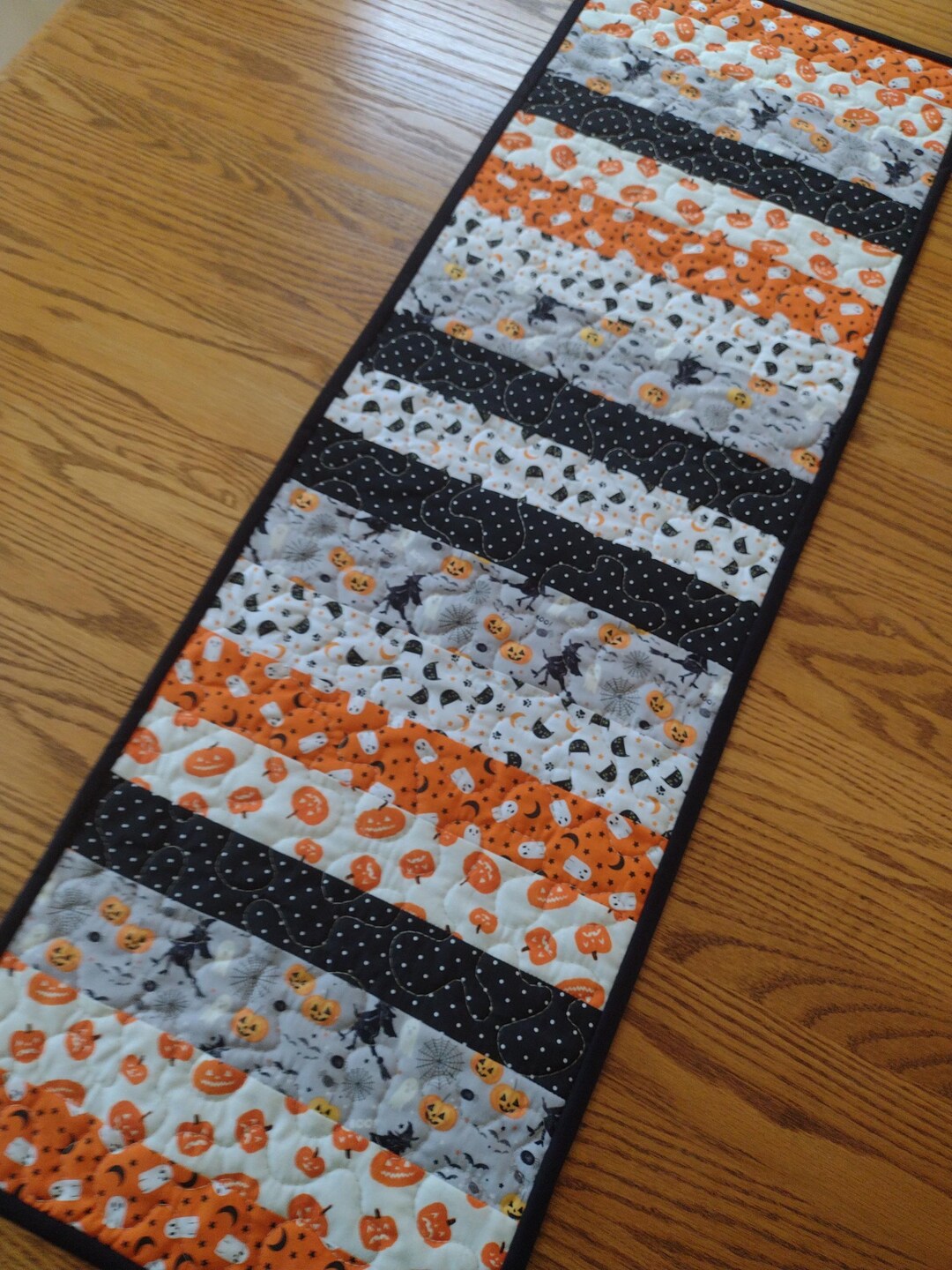 Quilted Table Runner, Halloween Runner, Fall Table Runner, Fall Runner ...
