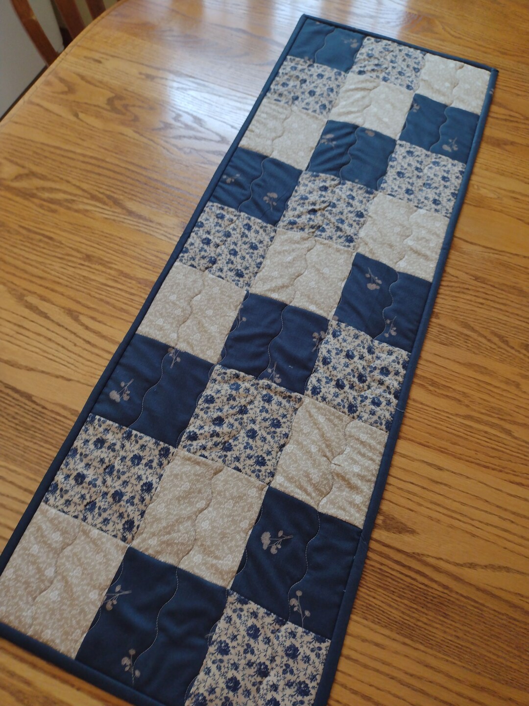 Guitar Blue Quilted Table Runner GFTOTL228