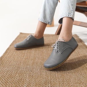 Grey Leather Oxford Shoes Women – Zero-Drop Barefoot Flats – Wide Toe Handmade Shoes – Minimalist & Comfy for Work and Daily Wear