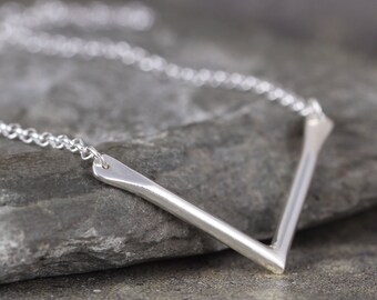 Chevron V Necklace - Handmade in Sterling Silver - V Chevron Bar Necklace - Minimalist Style - Modern Design