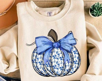 Sudadera elegante de estilo chinoiserie con calabaza y lazo azul, camiseta de otoño con calabaza azul, camisas de moda de otoño para mujer