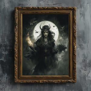 Puede incluir: Una ilustración de fantasía oscura de una mujer con cuernos y una capa oscura, sosteniendo un orbe brillante. Está rodeada de lobos y murciélagos, y una luna llena brilla en el fondo.
