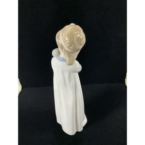 Vintage NAO Lladro Figurine | Girl in Nightgown with Doll image 4