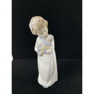 Vintage NAO Lladro Figurine | Girl in Nightgown with Doll image 2