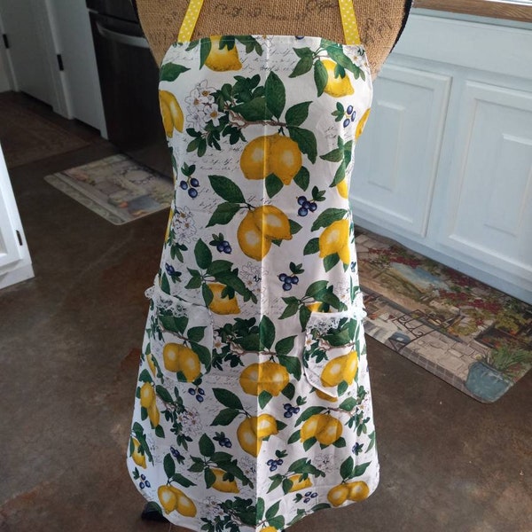 Charming Lemon print womens apron