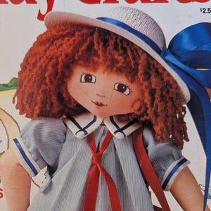 Modèle de poupée en tissu vintage des années 1980, poupée de 33 cm avec robe, chapeau (téléchargement PDF instantané)