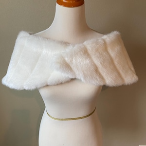 Off White Mink Faux Fur Shrug, Faux Fur Shawl, Fur Stole, Wedding off White Shoulder Wrap