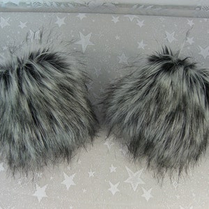 Faux Fur Wrist Cuffs, Fur Sleeves, Wrist Warmers, Siberian Husky Fur Wrist Cuffs