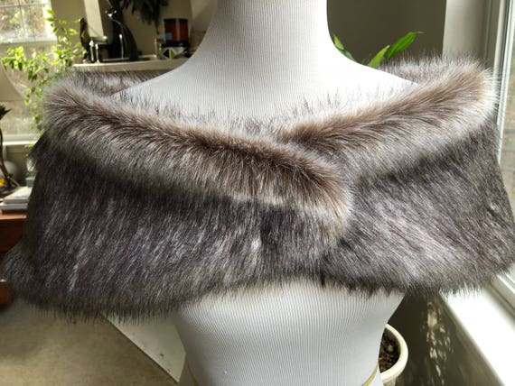 shoulder fur wrap