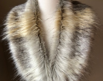 Faux Fur COLLAR,  Women's Fur Neckwarmer, arctic wolf stone Fur Collar, Wolf Faux Fur Collar