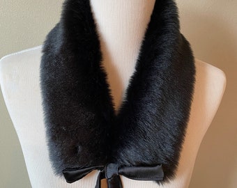 Faux Fur COLLAR, Fur Scarflette with satin ribbon ties, Women&#39;s Fur Neckwarmer, Black faux Fur Collar