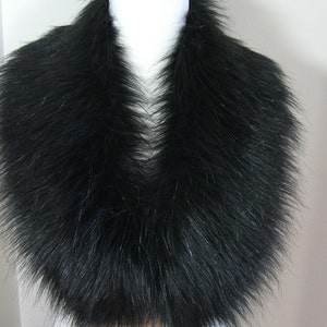 Faux Fur COLLAR,  Women&#39;s Fur Neckwarmer, Fur Collar, Black Fox Faux Fur Collar