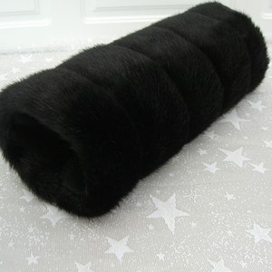 Black Mink Faux Fur Hand MUFF, Women&#39;s Hand Muff, Faux Fur Muff,  Handmuff, Black Fur Muff