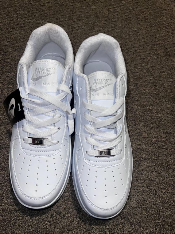 Tennis never worn Practically new - image 1