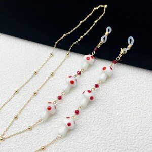 Cute mushroom pendant eyeglass chain, beaded eyeglass chain, fashionable women&#39;s eyeglass chain, eyeglass accessories