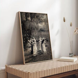 Lámina con retrato del Círculo de Brujas / Fotografía antigua de brujas bailando, brujería vintage, decoración gótica, póster de arte mural espiritual, obra de arte wicca.
