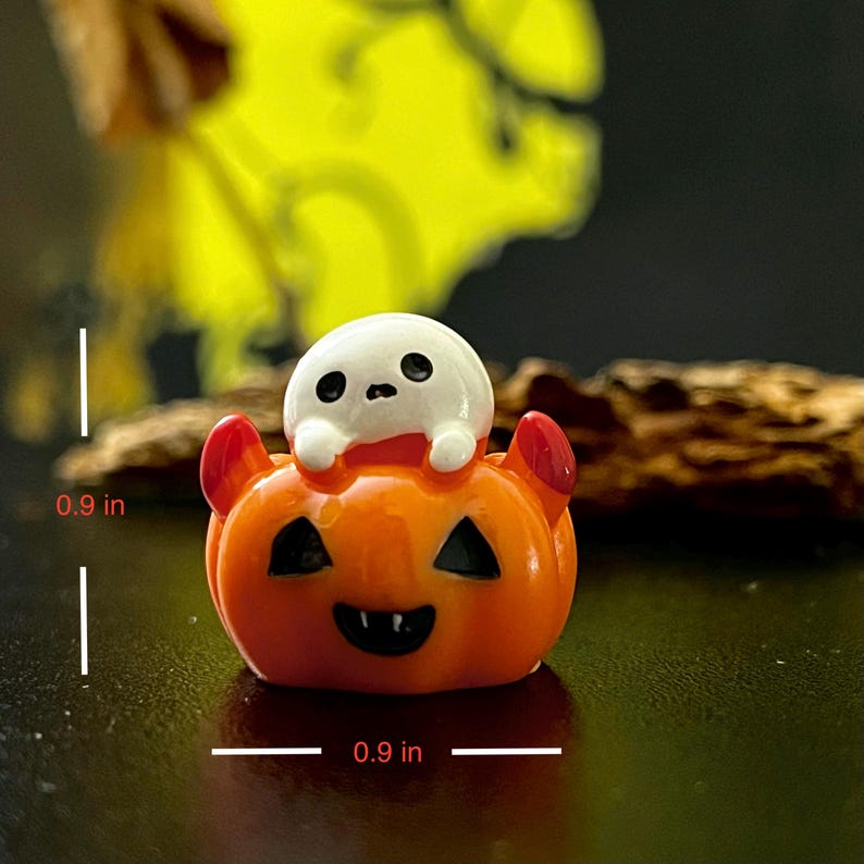 Halloween Decor, Cute Ghost Figurines, Tiny Resin Ghosts, Pumpkin & Witch Hat Ornaments, Spooky Desk Decor, Mini Halloween Gifts Little Pumpkin