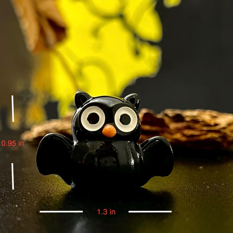 Halloween Decor, Cute Ghost Figurines, Tiny Resin Ghosts, Pumpkin & Witch Hat Ornaments, Spooky Desk Decor, Mini Halloween Gifts cute little bat
