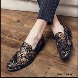 Handmade oxfords, Leather oxford shoes, Handcrafted oxfords, Men&#39;s oxford shoes, Vintage oxford shoes, Custom leather oxfords, Hand-stitched