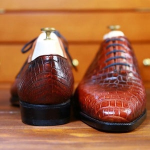 Handmade oxfords, Leather oxford shoes, Handcrafted oxfords, Men&#39;s oxford shoes, Vintage oxford shoes, Custom leather oxfords, Hand-stitched