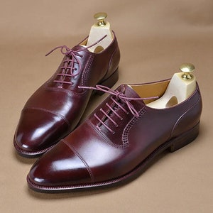 Handmade oxfords, Leather oxford shoes, Handcrafted oxfords, Men&#39;s oxford shoes, Vintage oxford shoes, Custom leather oxfords, Hand-stitched