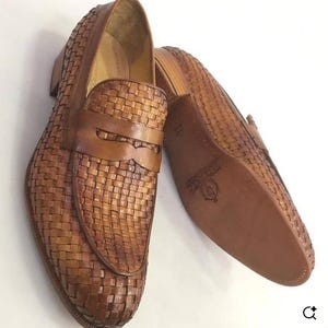 Handmade oxfords, Leather oxford shoes, Handcrafted oxfords, Men&#39;s oxford shoes, Vintage oxford shoes, Custom leather oxfords, Hand-stitched