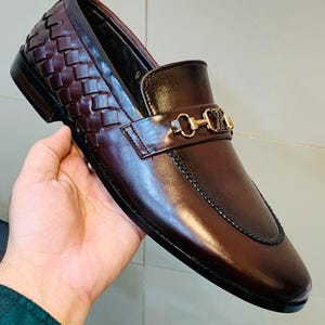 Handmade oxfords, Leather oxford shoes, Handcrafted oxfords, Men&#39;s oxford shoes, Vintage oxford shoes, Custom leather oxfords, Hand-stitched
