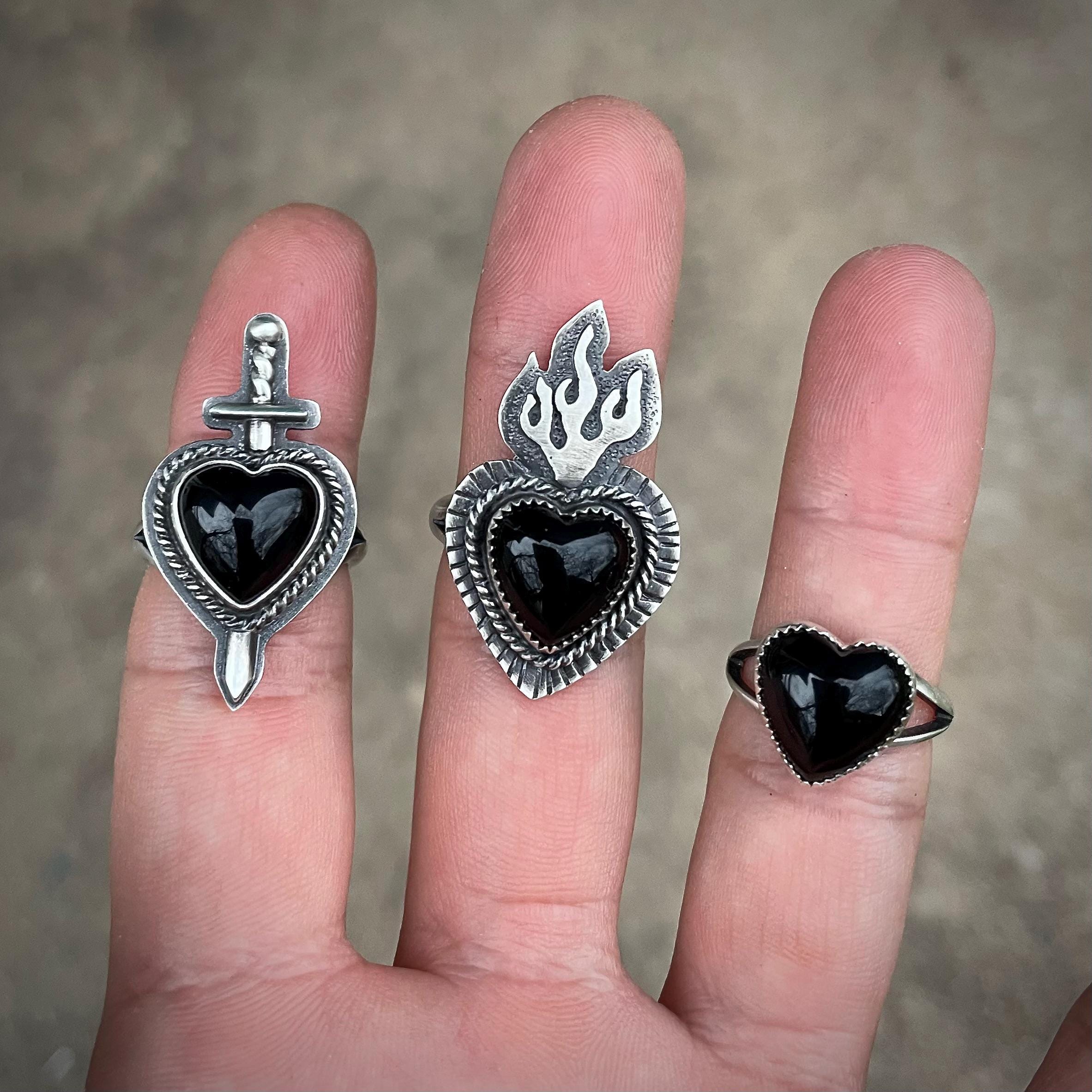 Black Onyx Heart Ring - Etsy