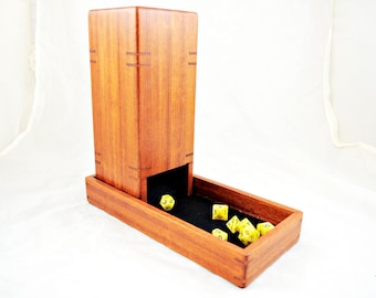 Tour de dés Moon Dog – Bloodwood | Lanceur de dés | Tour de dés en bois | Donjons et dragons | Fabriqué à la main | Fabriqué par l'homme | Fabriqué par l'homme