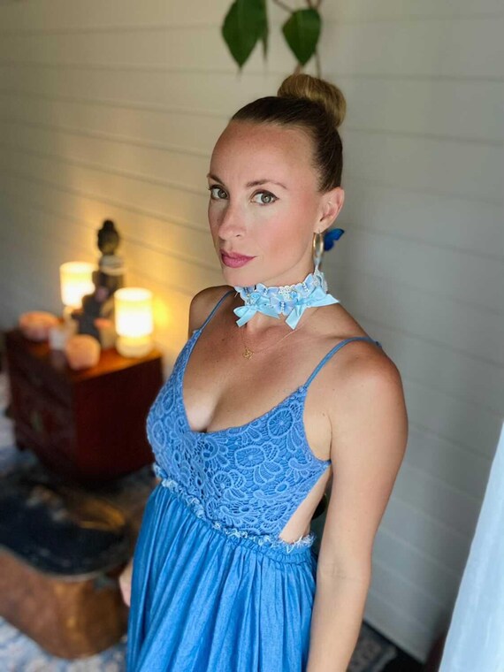 Blue butterfly choker necklace deals