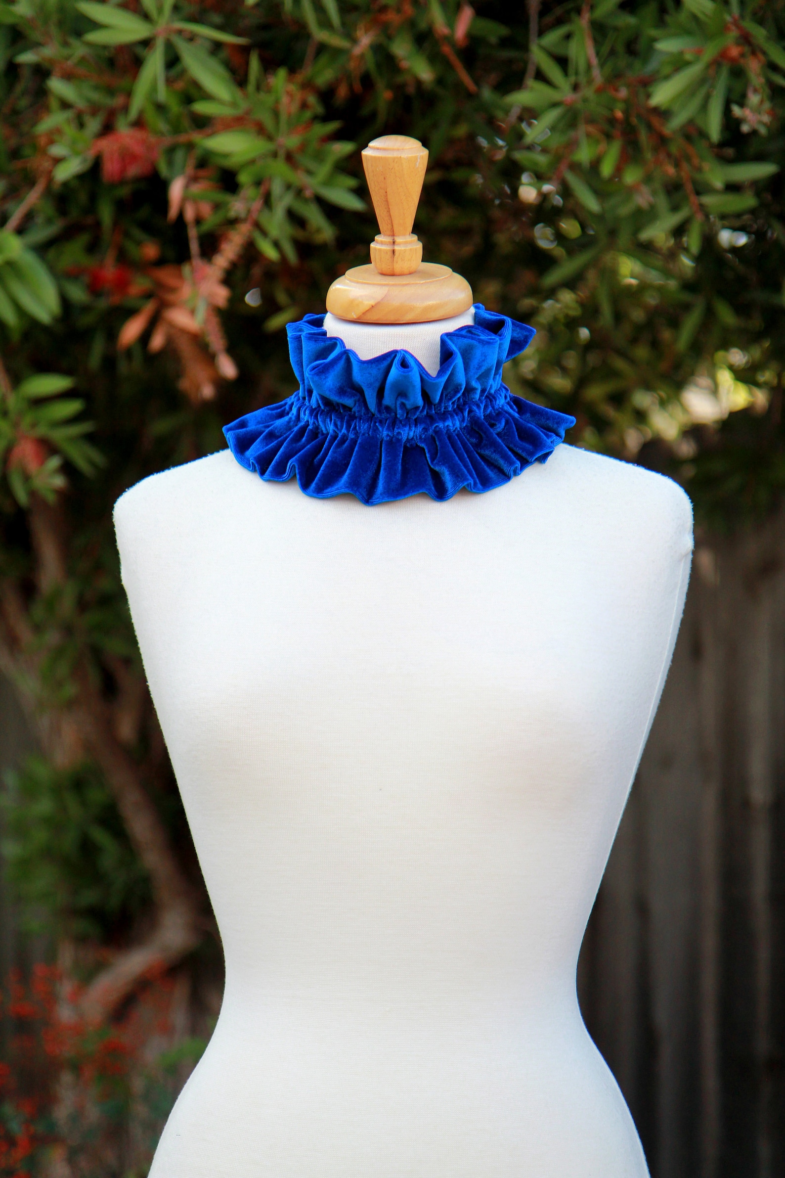 Royal Neck Ruff Royal Blue Velvet Collar or Neck Ruff - Victorian Style Choker Collar ...