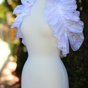 White Lace Collar - Fashion Neck Ruff for Burlesque or Elizabethan Costume image 3