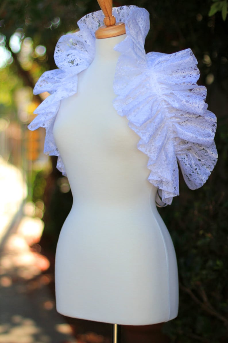 White Lace Collar - Fashion Neck Ruff for Burlesque or Elizabethan Costume image 3