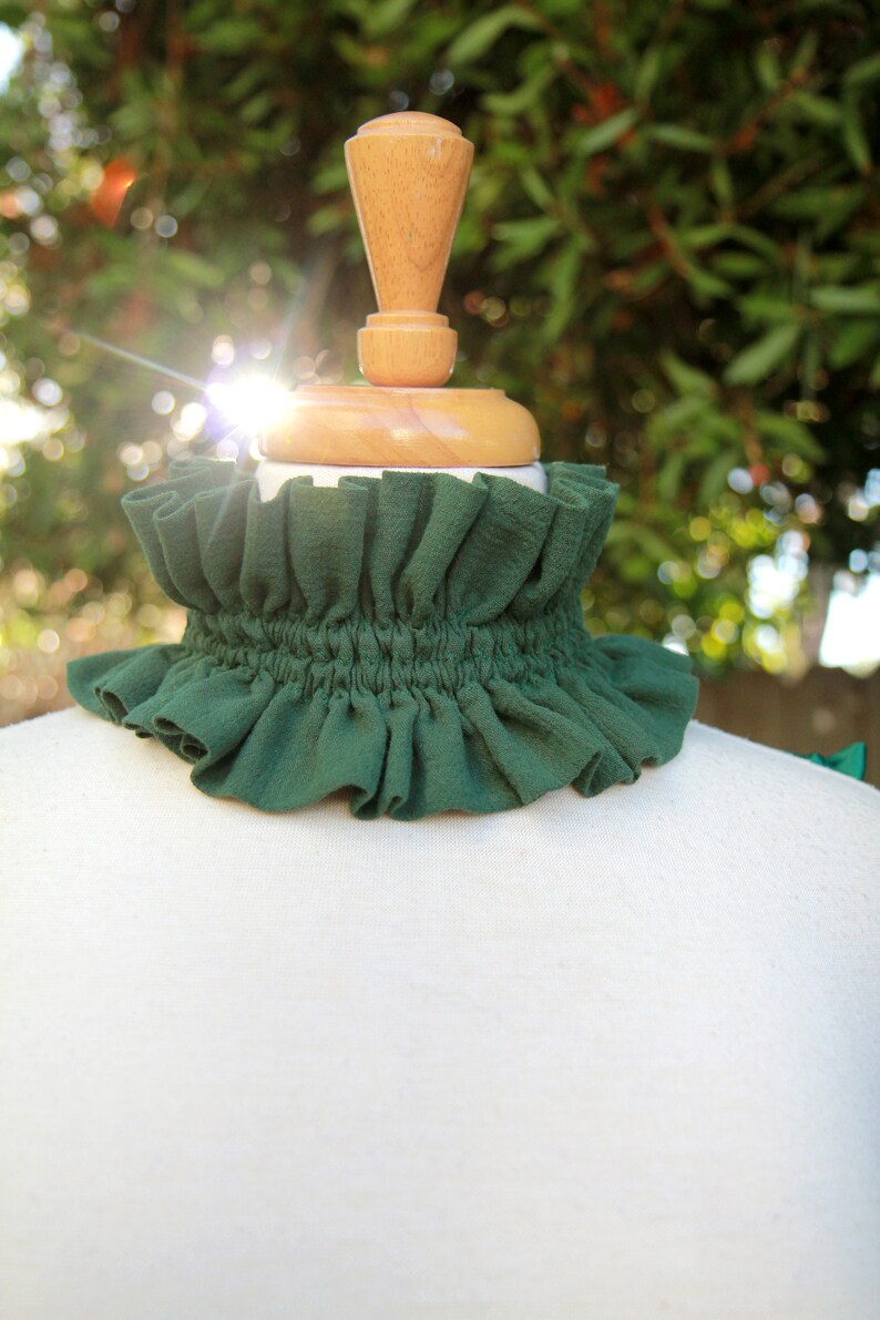 Victorian Fashion Collar in Hunter Green - Burlesque, Edwardian, Elizabethan, or Gothic Style Choker Collars and Neck Ruffs - Lots of Colors image 8