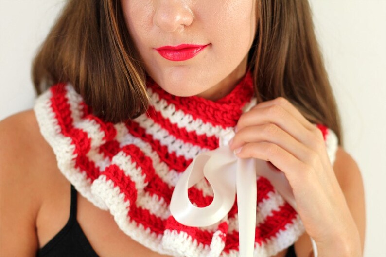 Candy Cane Striped Neck Warmer by Mademoiselle Mermaid image 1
