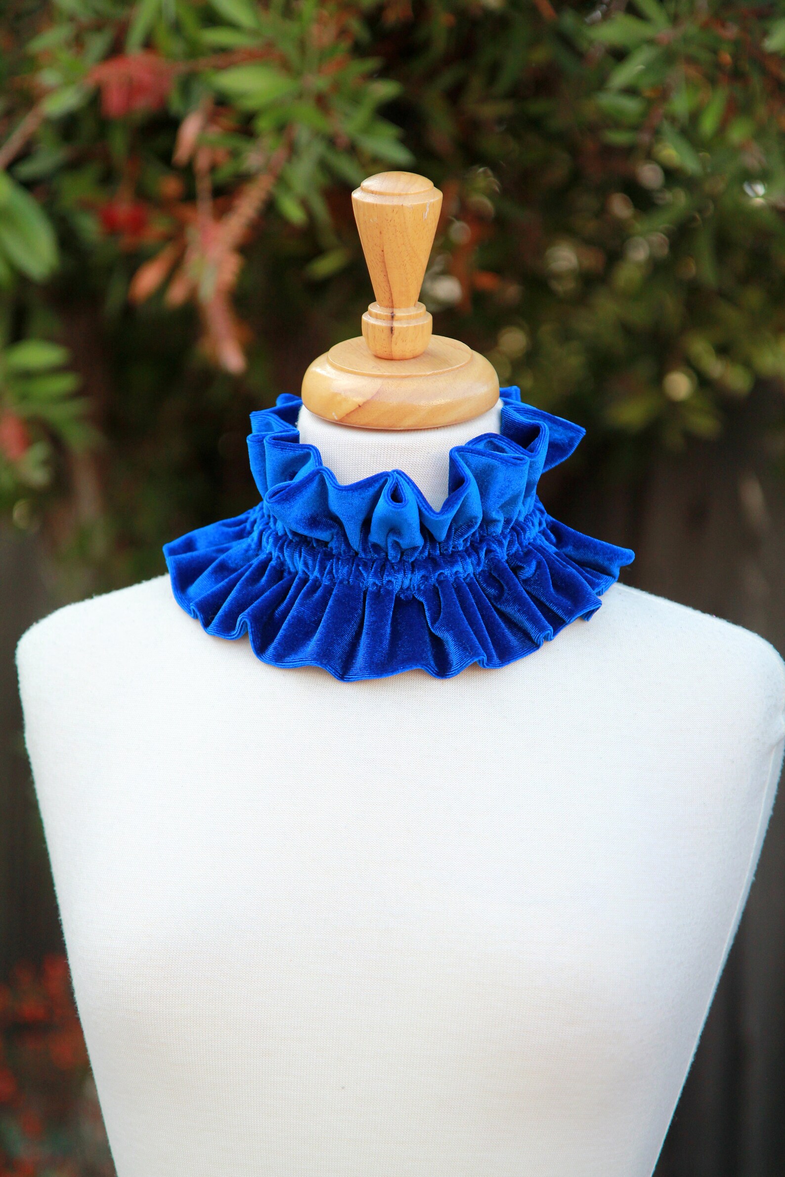 Royal Neck Ruff Royal Blue Velvet Collar or Neck Ruff - Victorian Style Choker Collar ...