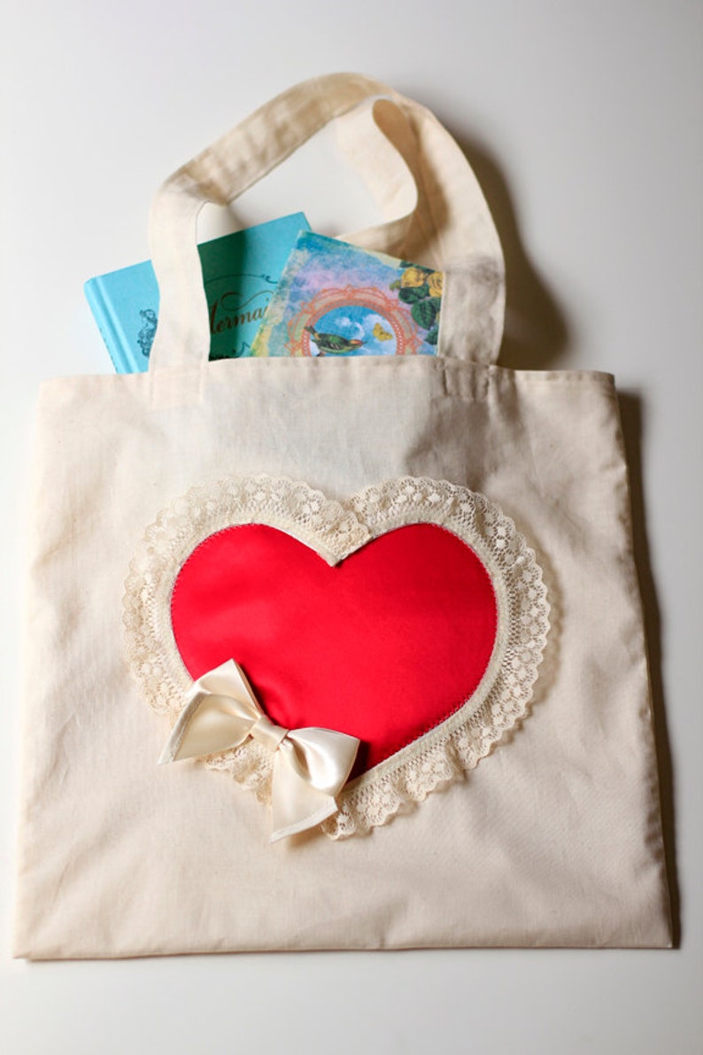 Tote Bag Alice in Wonderland Red Heart Cotton image 1