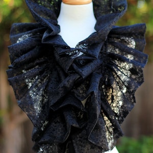 Black Lace Collar Fashion Neck Ruff for Burlesque or Elizabethan Costume image 2