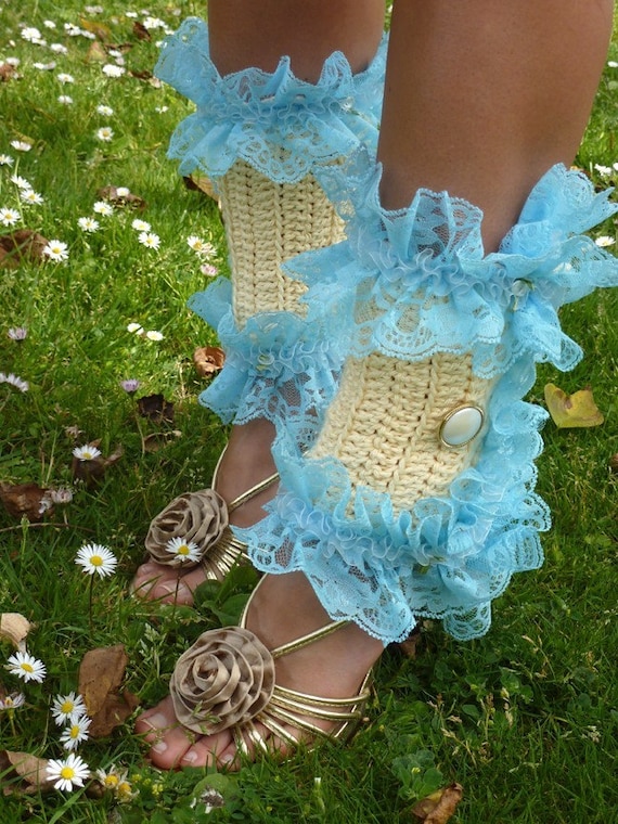 Victorian Style Leg Warmers - Crochet and Lace Spats in Cream with Blue Lace - Kawaii Fashion Accessories