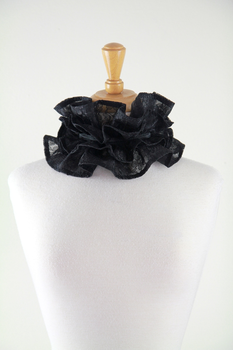 Regency Ruff Victorian Collar in Black Lace - Edwardian, Regency, or Elizabethan ...