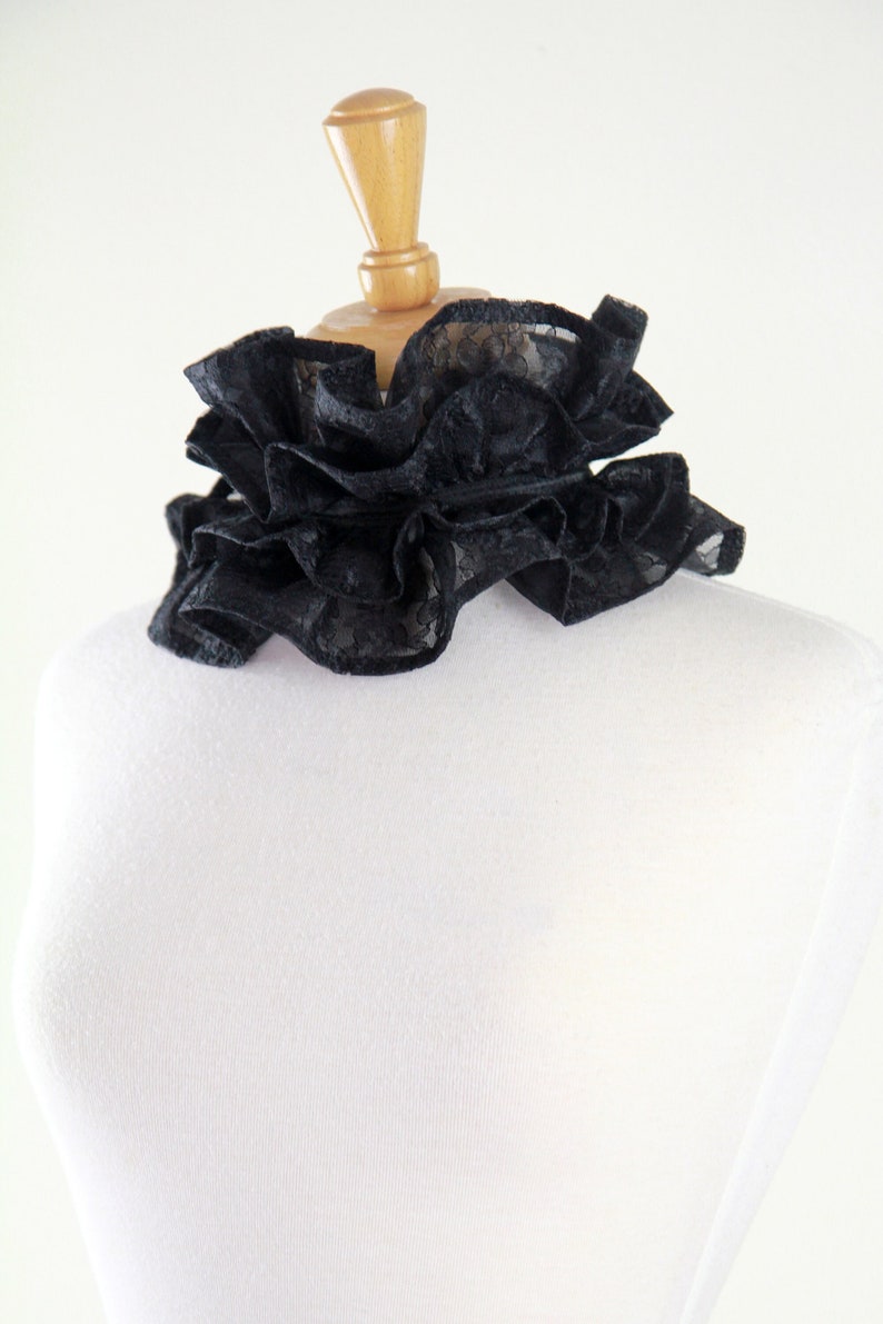 Regency Ruff Victorian Collar in Black Lace - Edwardian, Regency, or Elizabethan ...