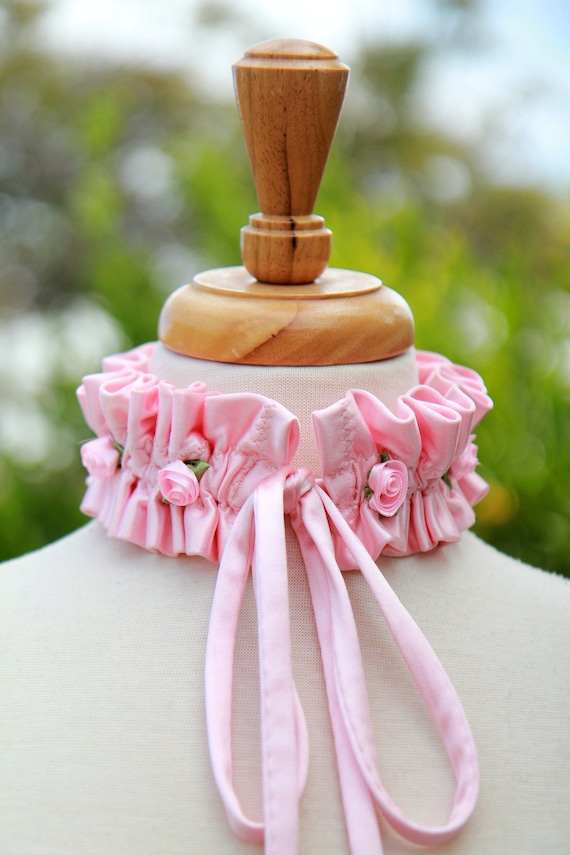 Ballet core Collar in Pink Satin With Roses Victorian Choker