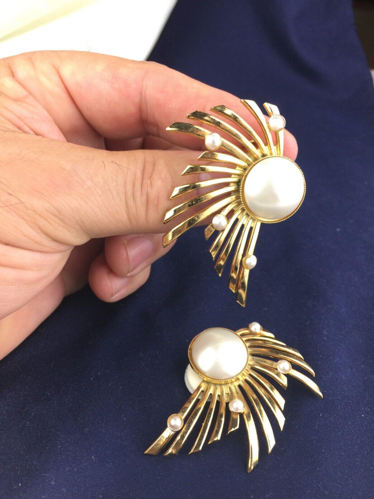 Boucles D'oreilles Clips ZOÉ COSTE En Résine Jaune - Vintage, Occasion