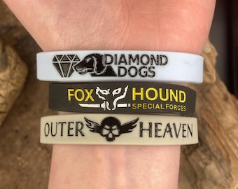 Braccialetti Metal Gear Solid / Braccialetto in silicone / Ispirato a Foxhound, Outer Heaven, Big Boss e Diamond Dogs