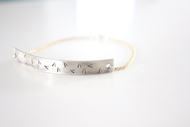 Bracciale minimal in argento sterlina immagine 2