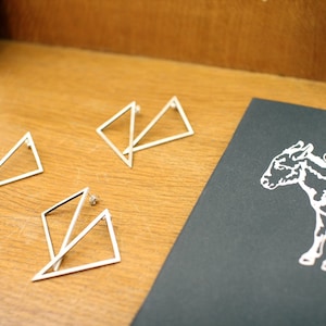 Silver triangle earring, minimal, geometric image 5