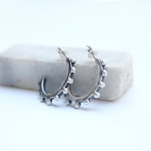 Granulation hoops earrings silver, minimal dot earrings, bubble earrings