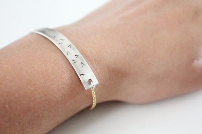 Bracciale minimal in argento sterlina immagine 4