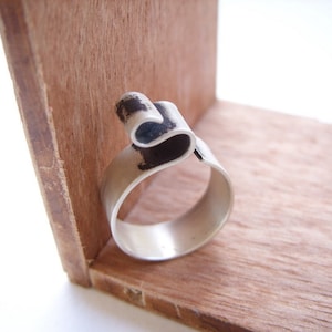Ruffle, silver oxidized adjustable ring