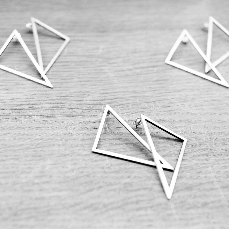 Silver triangle earring, minimal, geometric image 1